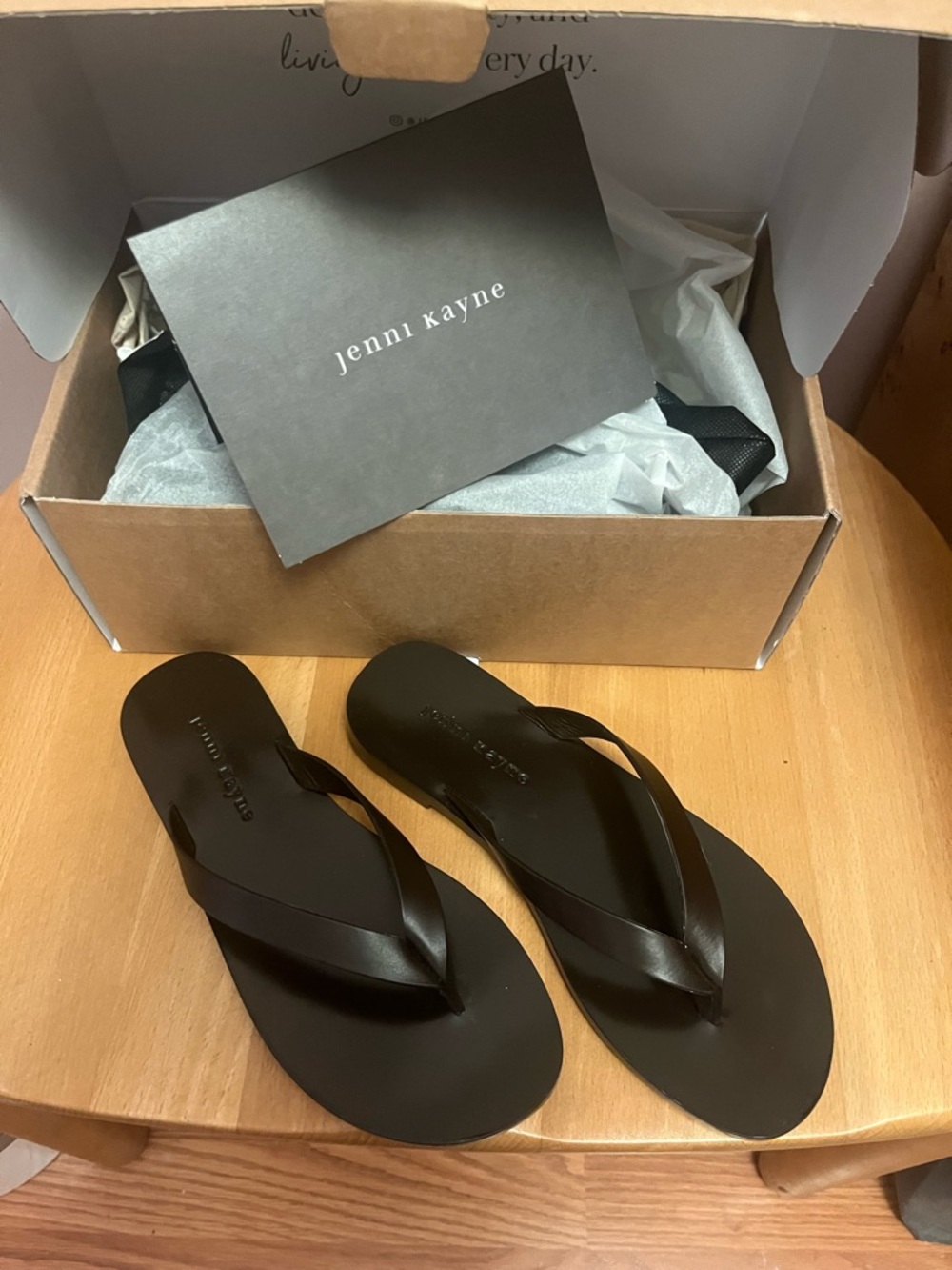 Jenni Kayne Women’s Black Leather Flip Flops
